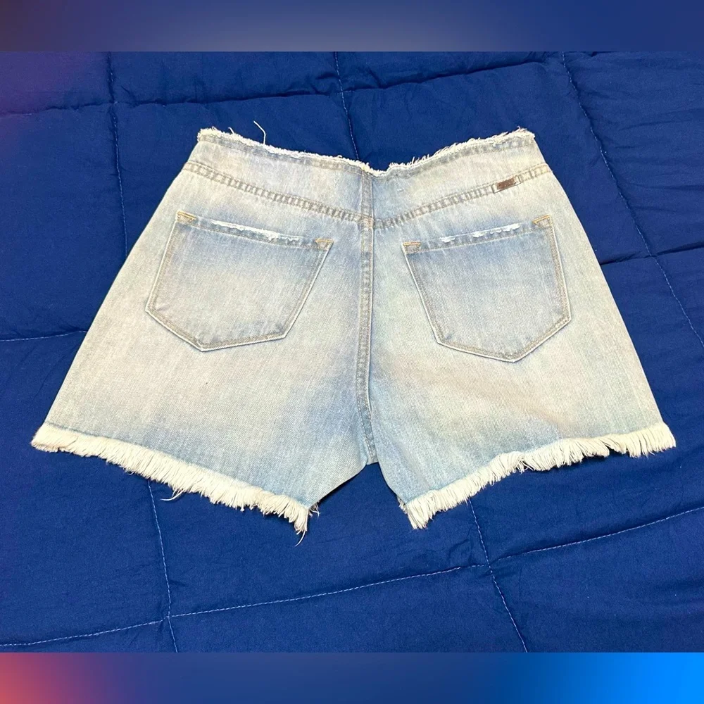 KanCan Distress Light Wash Denim 11" HIGH Rise Button Fly Cute Shortie Shorts S - Picture 2 of 14